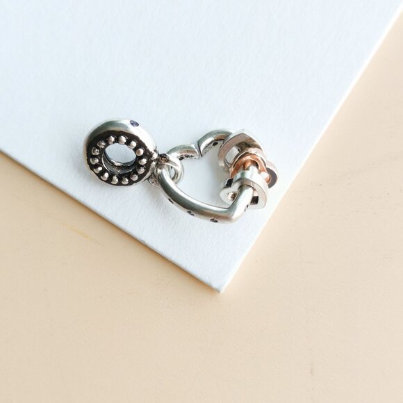 Pandora Heart Highlights Collection. Silver Charm - Picture 1 of 3